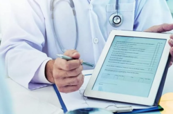  Медицинские учреждения Украины должны были полностью перейти на электронные больничные с 1 сентября 