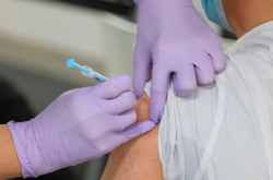 Украина не выполнила план Минздрава по вакцинации от Covid-19