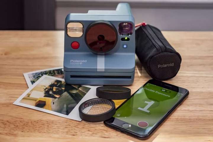 Легенда повертається: Polaroid презентував ретро-камеру миттєвого друку фото