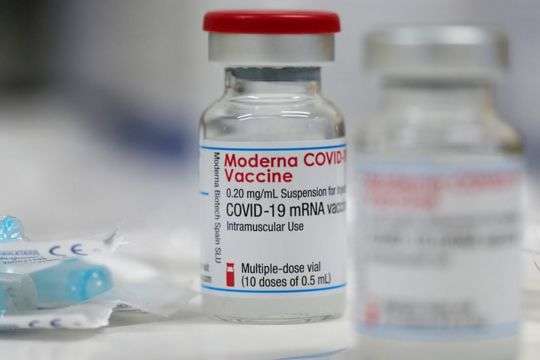 В Японії визначили склад знайдених домішок у вакцині Moderna