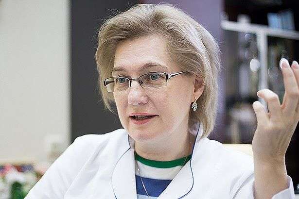 Вакцини не захищають? Головна інфекціоністка України зробила кілька скандальних заяв