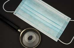 Накануне в Украине обнаружили почти 2,7 тысячи новых случаев коронавируса