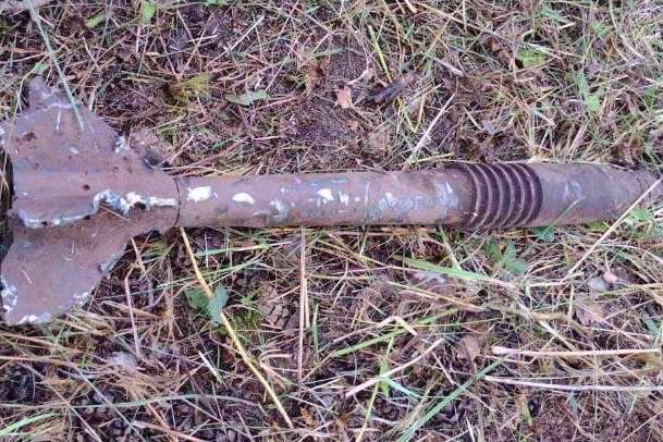 Під Києвом біля залізниці знайшли снаряд часів Другої світової війни 