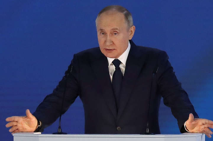 Путін назвав відносини з Україною «ненормальними і неприродними»