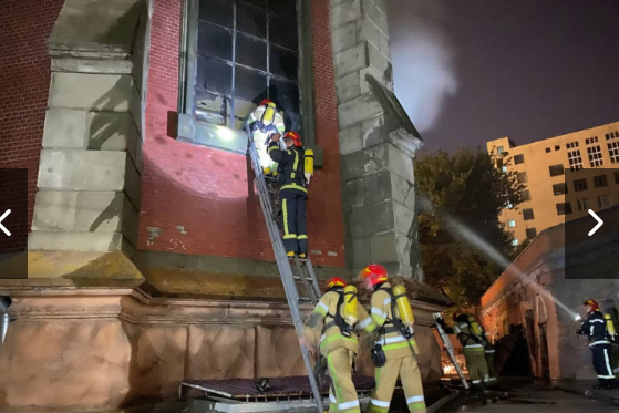 Пожежа у столичному костелі: очільник Мінкульту закликає розслідувати обставини