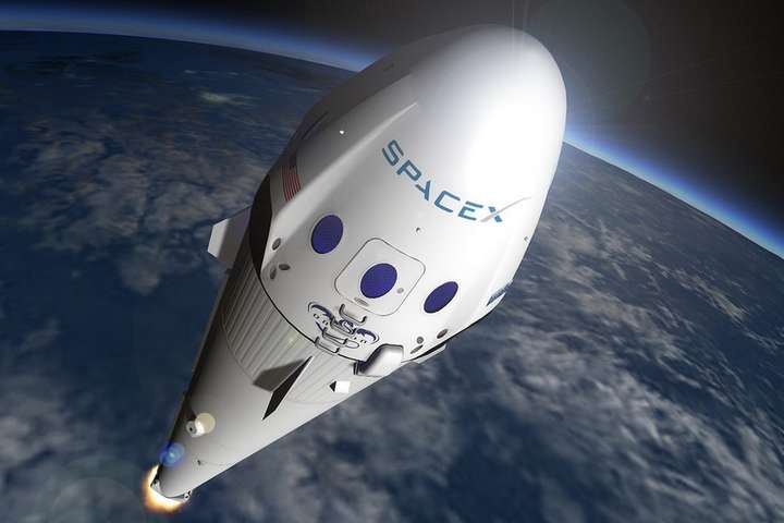  SpaceX оголосила дату запуску першої цивільної космічної місії