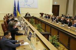 Монобільшість вирішила зберегти інтригу щодо відставок урядовців