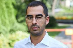 Трухін вільно пересувається, йому нічого не пред'явили, ніяких домашніх арештів, ніяких проблем