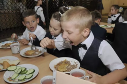 Київська влада буде звільняти за халатне ставлення до харчування школярів 