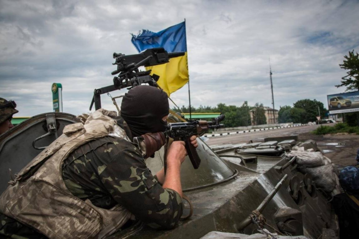 Сутки на Донбассе: оккупанты семь раз нарушили «тишину», ранен военный 