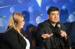 Гройсман обурений тим, як його зустріли в Польщі