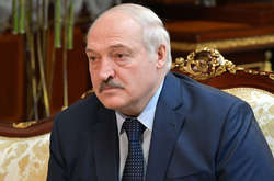 Лукашенко доказывает, что мирный протест без раскола элит не работает