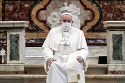 Папа Римський роздав в’язням 15 тисяч порцій морозива