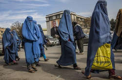 «Талібан» ввів нові правила в університетах для жінок