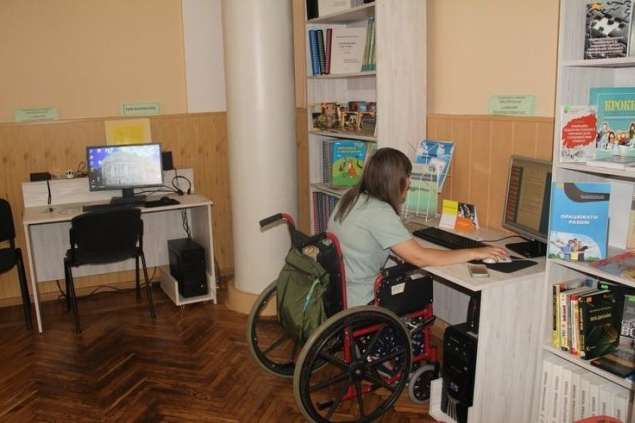 У столиці облаштують центри для реабілітації осіб з інвалідністю – Марина Порошенко