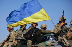 Боевики на Донбассе 12 раз обстреляли позиции ООС: двое военных ранены 