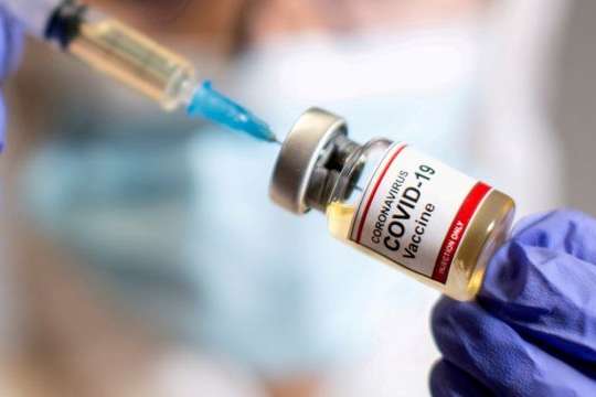 Німецька компанія планує випустити дитячу вакцину від коронавірусу 