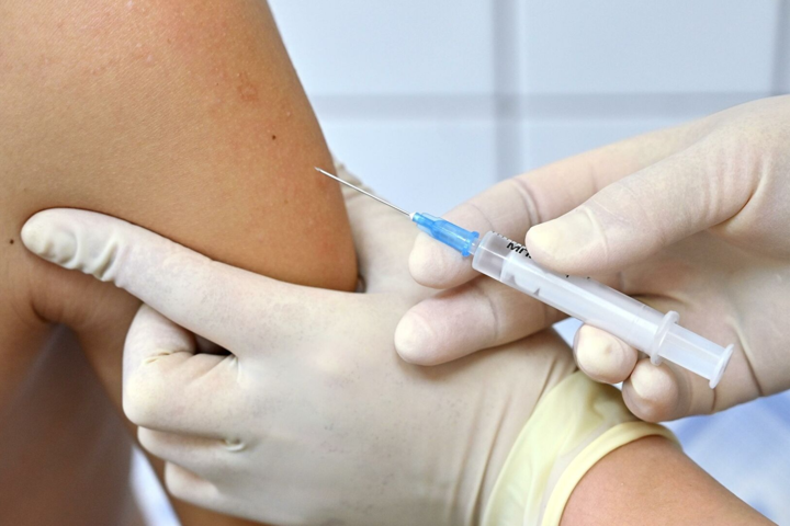 За неделю в Украине сделали более 920 тысяч прививок от коронавируса 