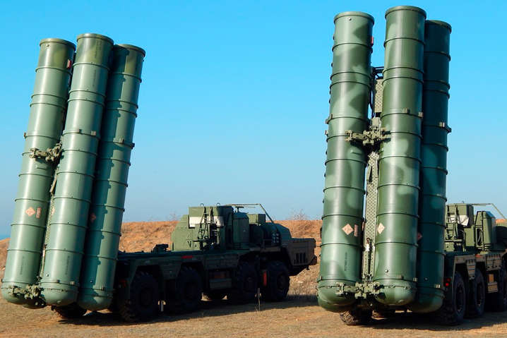 Беларусь планирует разместить на границе с Украиной российские зенитно-ракетные комплексы