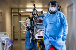  За сутки еще в двух областях показатели госпитализаций превысили норму 