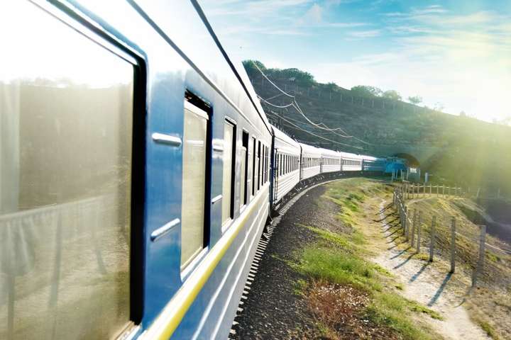 «Укрзалізниця» змінить маршрут потягів під Кривим Рогом