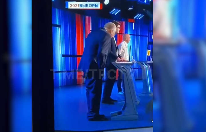 Вибори у Держдуму. Жириновський загубив штани під час дебатів (відео)