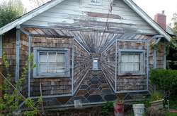 Подборка очень странных зданий, которые вызывают недоумение. Курьезные фото