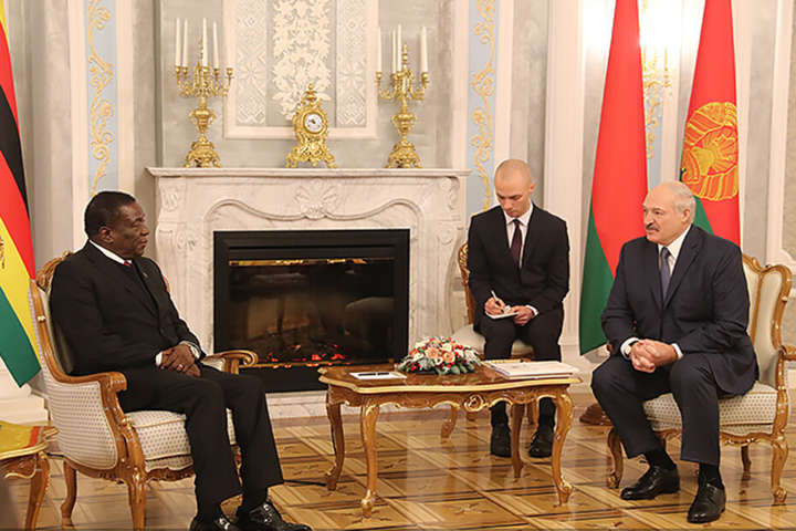 Лукашенко похвалив Зімбабве за «стабільність та економічний прогрес»