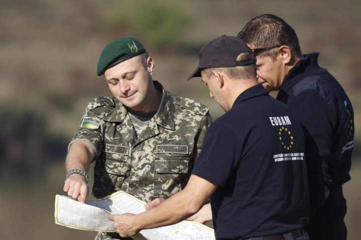 ЄС обговорить створення військової навчальної місії в Україні
