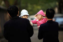 Китай намагається виправити наслідки політики «одна сім'я – одна дитина»