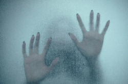  Пятеро женщин имеют существенные проблемы со здоровьем и нуждаются в неотложной медицинской помощи 