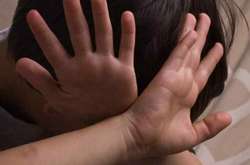 Вчителька не раз здійснювала розпусні дії щодо учня