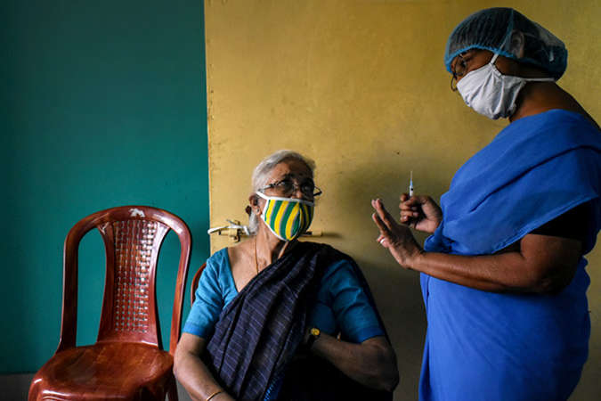 В Індії на честь дня народження прем'єра за добу вакцинували 22 млн осіб