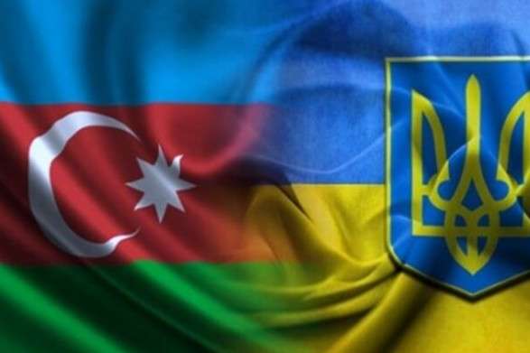 Азербайджан збільшив квоти і кількість дозволів для українських перевізників