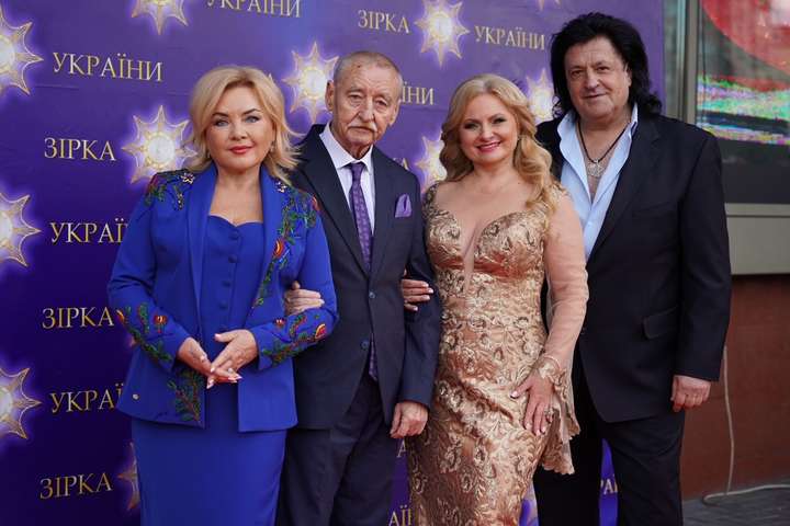 На Алеї зірок у Києві з’явились імена чотирьох легендарних артистів (фото)