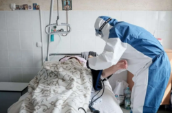 Минздрав: почти все госпитализированные с коронавирусом в Украине – невакцинированные