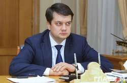 Дмитро Разумков розповів про чутки, що нардепам пропонують «по 50-100 тисяч» за підтримку «деяких відставок»