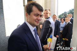 Председатель партии «Слуга народа» прокомментировал информацию об отставке Разумкова