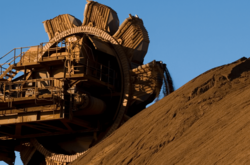 В мире при формировании цены на руду вычитают логистику, а наш налоговый комитет решил иначе, – нардеп 