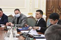 Подоляк дорікнув Разумкову за його відмову підтримувати головну стратегічну лінію партії