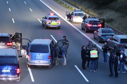 У Німеччині чоловік узяв у заручники пасажирів автобуса 