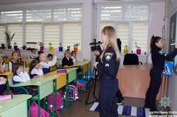 В українських школах запровадять нову посаду: працюватимуть вихователі безпеки