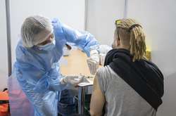  Усього з початку вакцинальної кампанії проведено понад 11 млн щеплень 