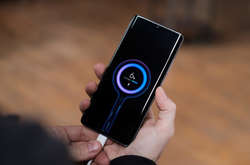 Нові смартфони можуть залишити без зарядок. Їх доведеться купувати окремо