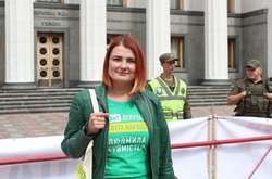 «Слуги народу» думають, що робити з депутаткою із «червоною позицією»