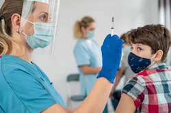 Коли дітей почнуть вакцинувати від Covid-19? Інфекціоніст озвучив прогноз