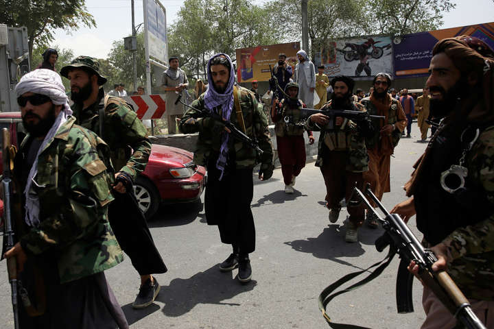 «Талібан» збирається повернути страти та відрубування рук і ніг