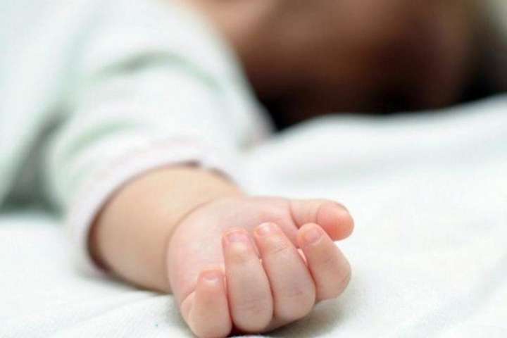 На Прикарпатті немовля померло від коронавірусу