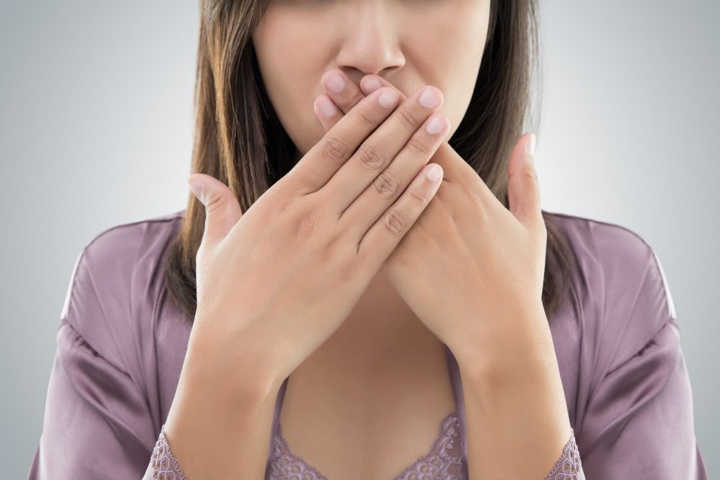 Неприятный запах изо рта у ребенка: причины и лечение | Colgate