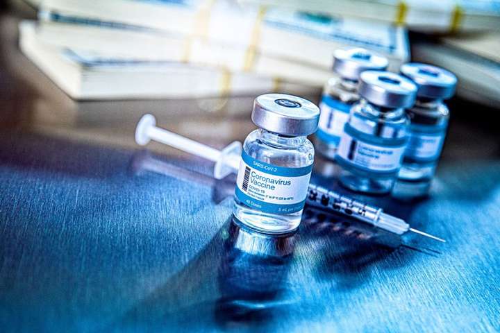 Японія роздасть іншим державам 60 млн доз вакцин 